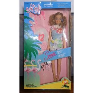 Vintage Totsy Sandi Surf N Style Fashion Doll Poseable 11.5" 1989
